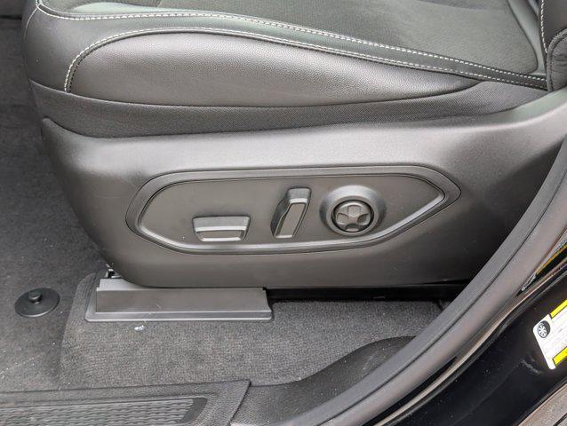 new 2025 Jeep Grand Cherokee car, priced at $40,813