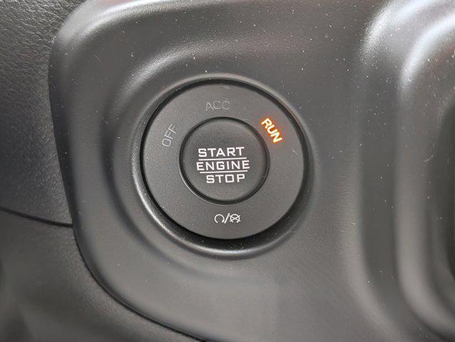 used 2021 Jeep Wrangler Unlimited car, priced at $33,134