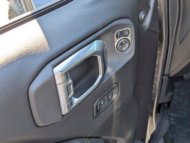 new 2025 Jeep Wrangler car, priced at $54,045