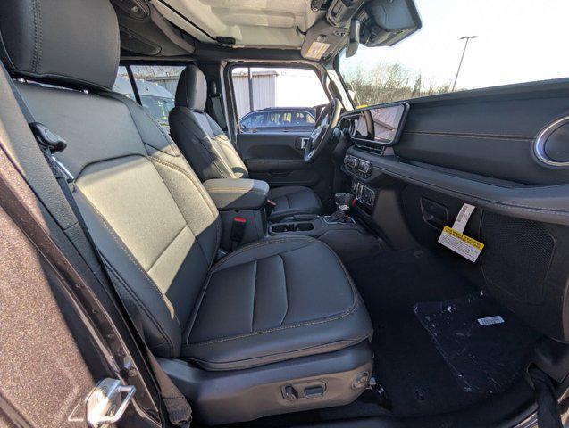 new 2025 Jeep Wrangler car, priced at $54,045