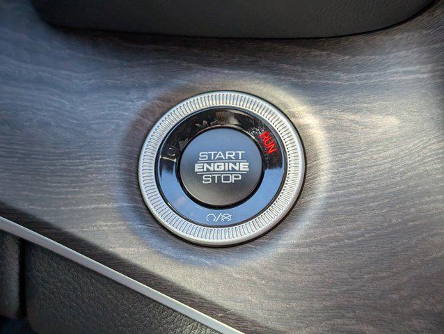 new 2025 Jeep Grand Cherokee car, priced at $52,715