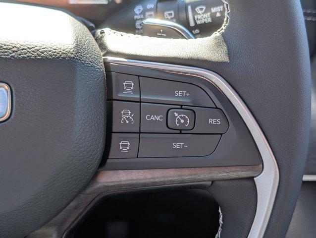 new 2025 Jeep Grand Cherokee car, priced at $52,715