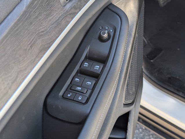 new 2025 Jeep Grand Cherokee car, priced at $52,715