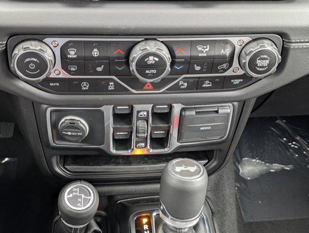 new 2025 Jeep Wrangler car, priced at $54,045