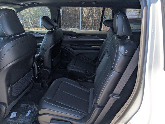 new 2025 Jeep Grand Cherokee L car, priced at $48,054