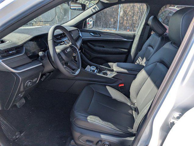 new 2025 Jeep Grand Cherokee L car, priced at $48,054