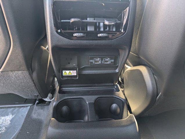new 2025 Jeep Grand Cherokee L car, priced at $48,054