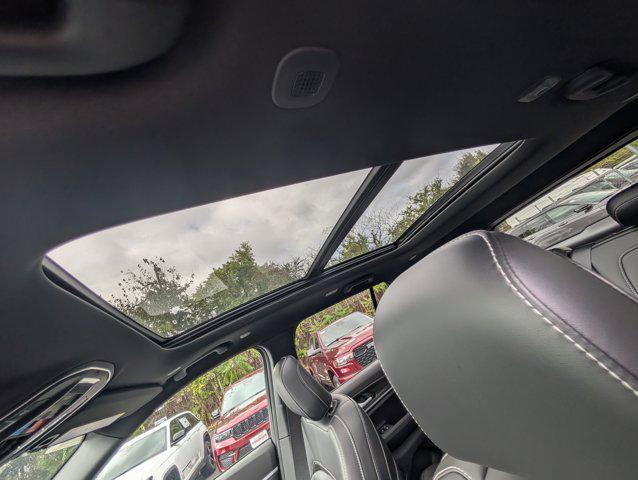 new 2025 Jeep Grand Cherokee car, priced at $50,485