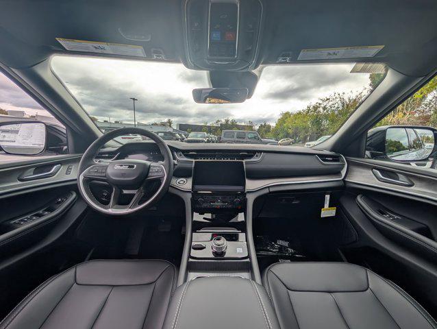 new 2025 Jeep Grand Cherokee car, priced at $50,485