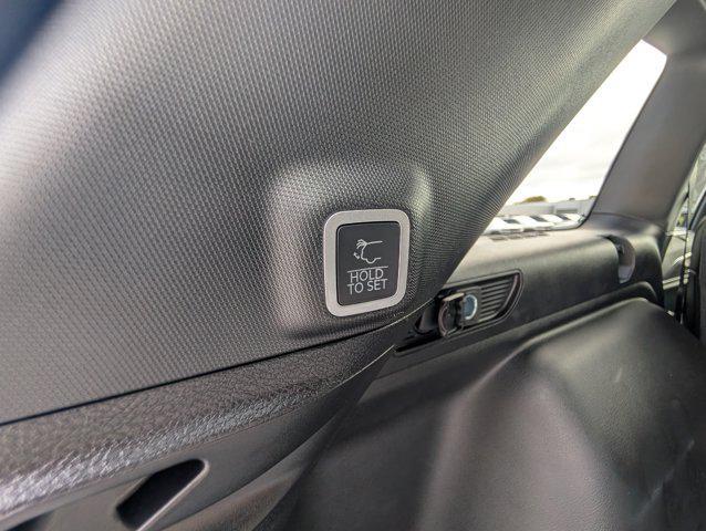 new 2025 Jeep Grand Cherokee car, priced at $47,305