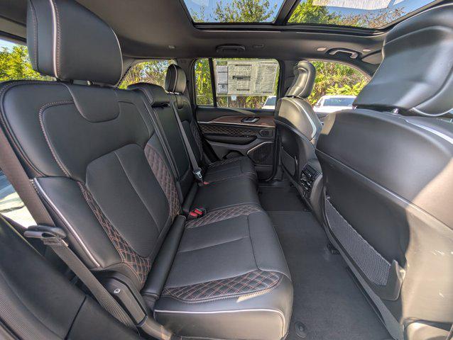 new 2025 Jeep Grand Cherokee car, priced at $53,339