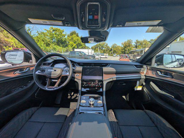 new 2025 Jeep Grand Cherokee car, priced at $53,339