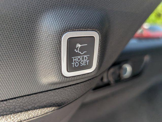 new 2025 Jeep Grand Cherokee car, priced at $53,339