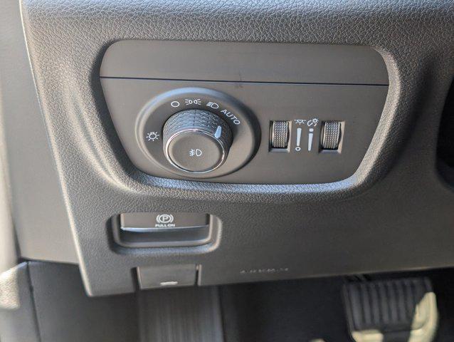 new 2025 Jeep Grand Cherokee car, priced at $53,339