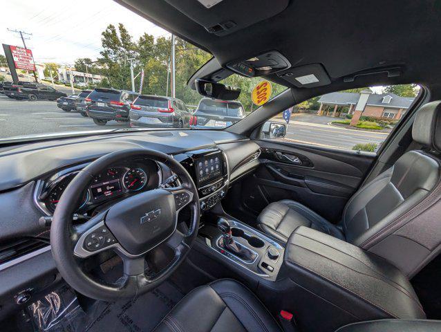 used 2022 Chevrolet Traverse car, priced at $33,824