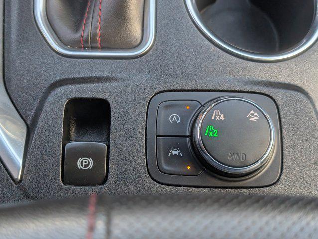 used 2022 Chevrolet Traverse car, priced at $33,824
