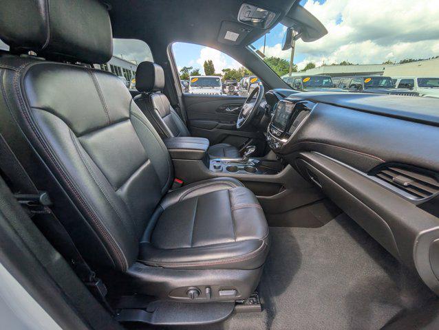 used 2022 Chevrolet Traverse car, priced at $33,824