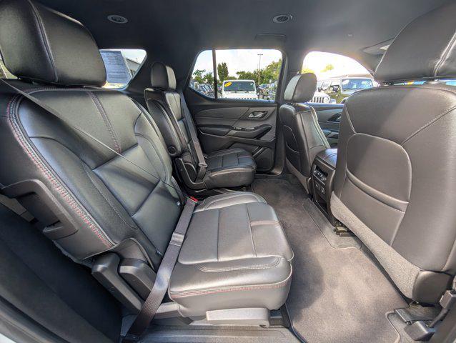 used 2022 Chevrolet Traverse car, priced at $33,824