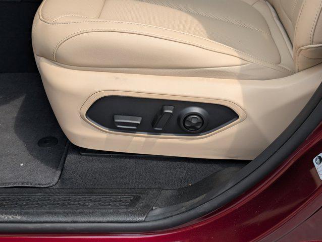 new 2025 Jeep Grand Cherokee car, priced at $50,116