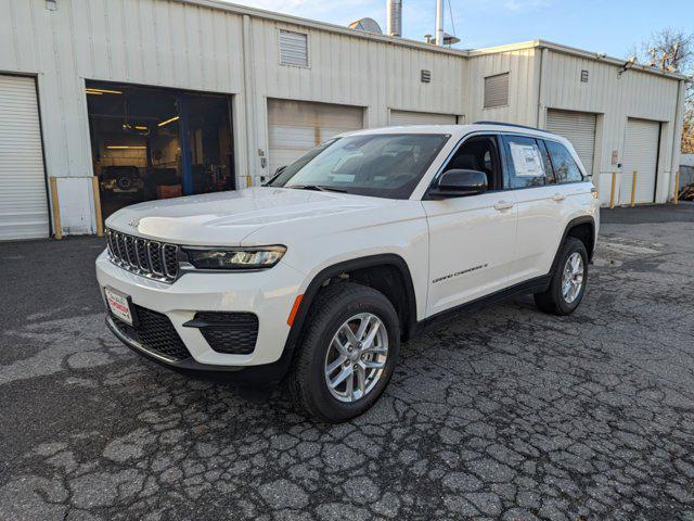 new 2025 Jeep Grand Cherokee car, priced at $40,046