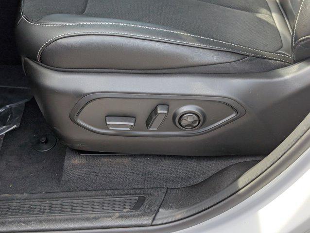 new 2025 Jeep Grand Cherokee car, priced at $38,797