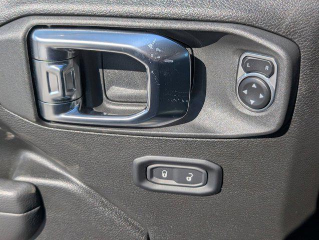 new 2025 Jeep Wrangler car, priced at $45,059