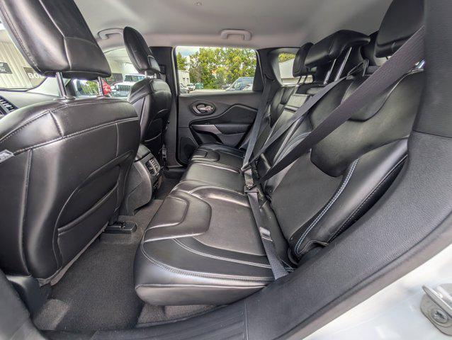 used 2019 Jeep Cherokee car, priced at $14,999