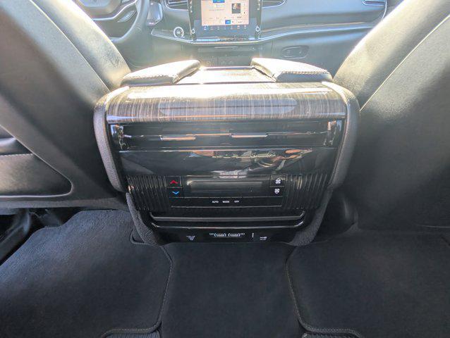 used 2022 Jeep Wagoneer car, priced at $40,308