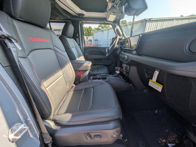 new 2025 Jeep Gladiator car, priced at $51,460