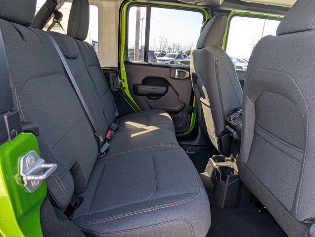 new 2025 Jeep Wrangler car, priced at $45,018