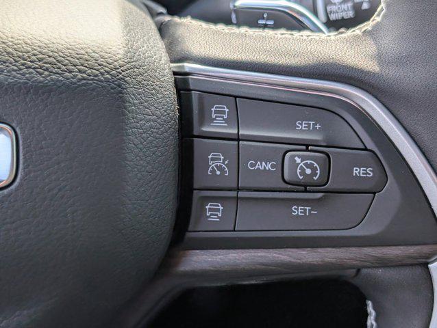 new 2025 Jeep Grand Cherokee car, priced at $44,391