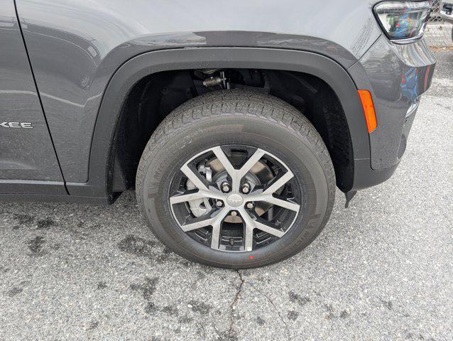 new 2025 Jeep Grand Cherokee car, priced at $46,339