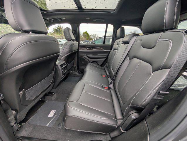 new 2025 Jeep Grand Cherokee car, priced at $46,339