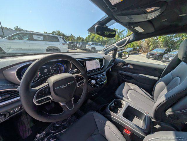 new 2026 Chrysler Pacifica car, priced at $39,742
