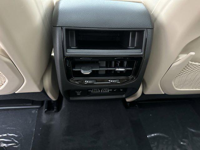 new 2025 Jeep Grand Cherokee car, priced at $44,391