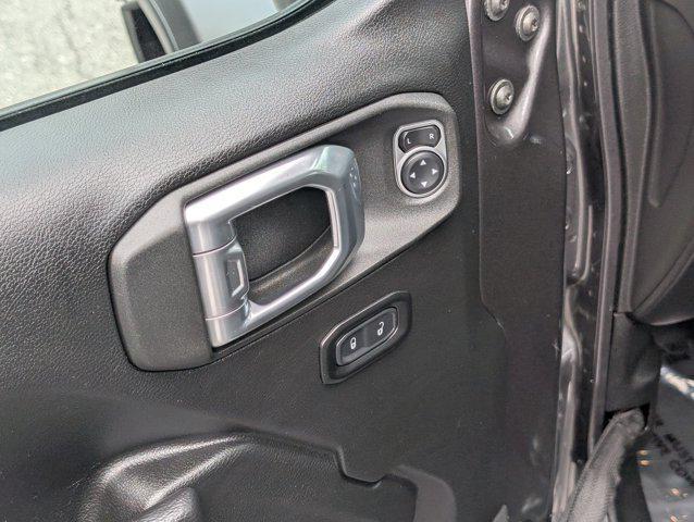 used 2022 Jeep Wrangler Unlimited car, priced at $27,649