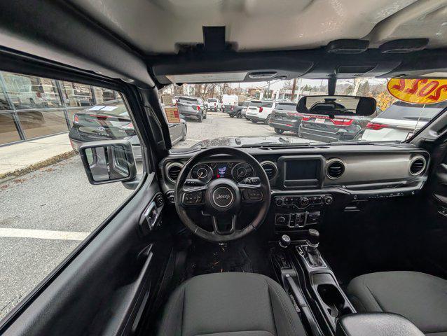 used 2022 Jeep Wrangler Unlimited car, priced at $27,649
