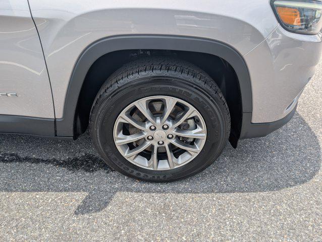 used 2020 Jeep Cherokee car, priced at $17,995