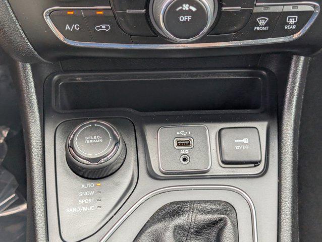 used 2020 Jeep Cherokee car, priced at $17,995