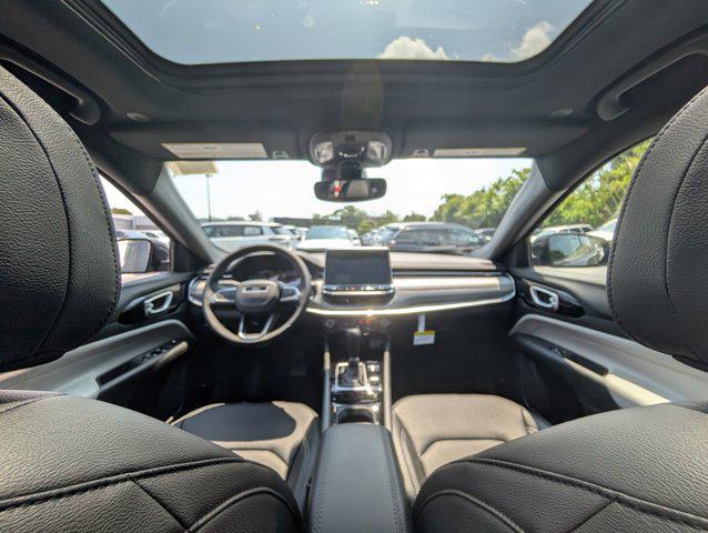 new 2025 Jeep Compass car, priced at $36,254