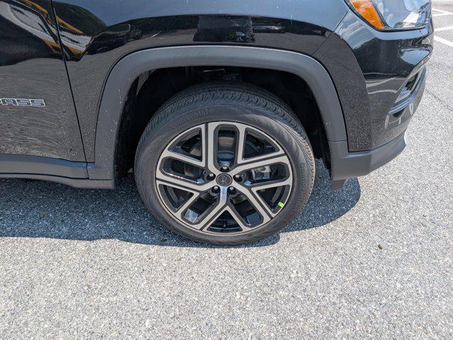 new 2025 Jeep Compass car, priced at $36,254