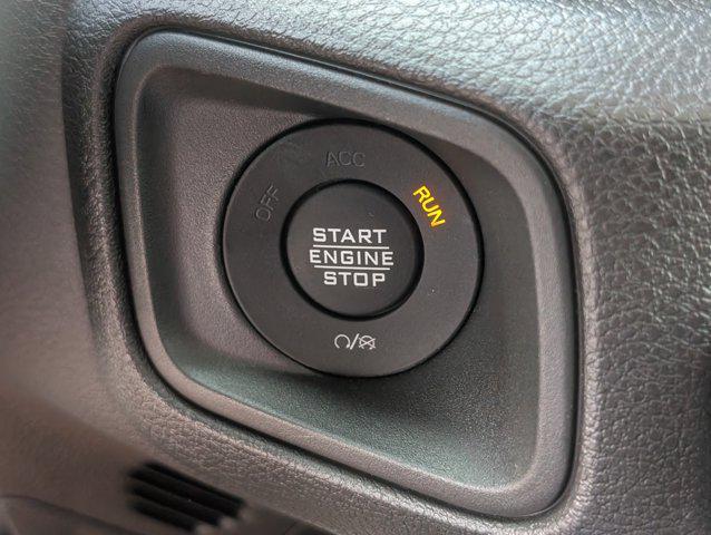 new 2025 Jeep Wrangler car, priced at $43,664