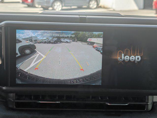 new 2025 Jeep Wrangler car, priced at $43,664