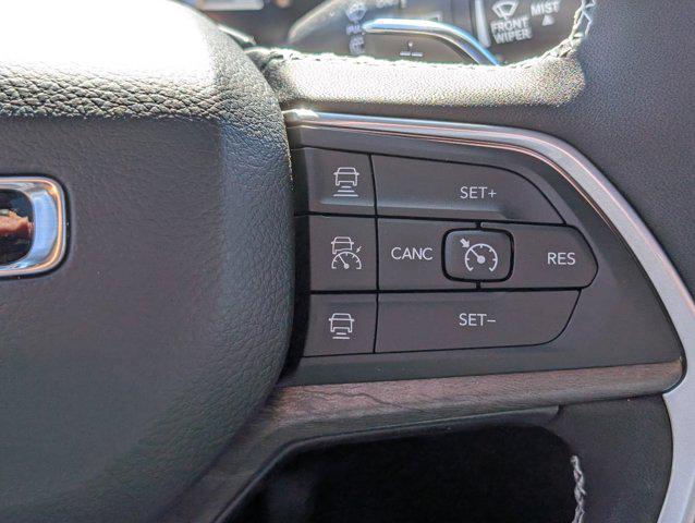 new 2025 Jeep Grand Cherokee car, priced at $45,208