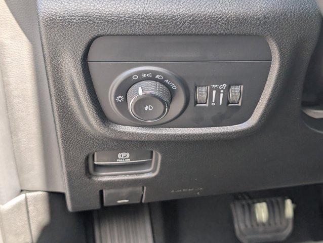 new 2025 Jeep Grand Cherokee car, priced at $50,485