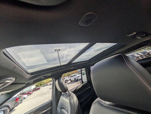 new 2025 Jeep Grand Cherokee car, priced at $50,485