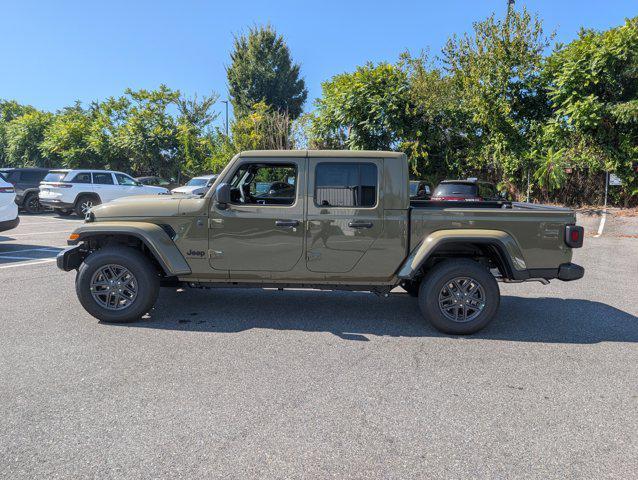 new 2025 Jeep Gladiator car, priced at $42,685