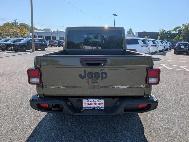 new 2025 Jeep Gladiator car, priced at $42,685