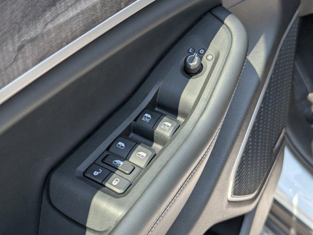 used 2022 Jeep Grand Cherokee L car, priced at $29,160