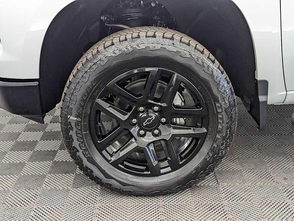 new 2025 Chevrolet Silverado 1500 car, priced at $49,000